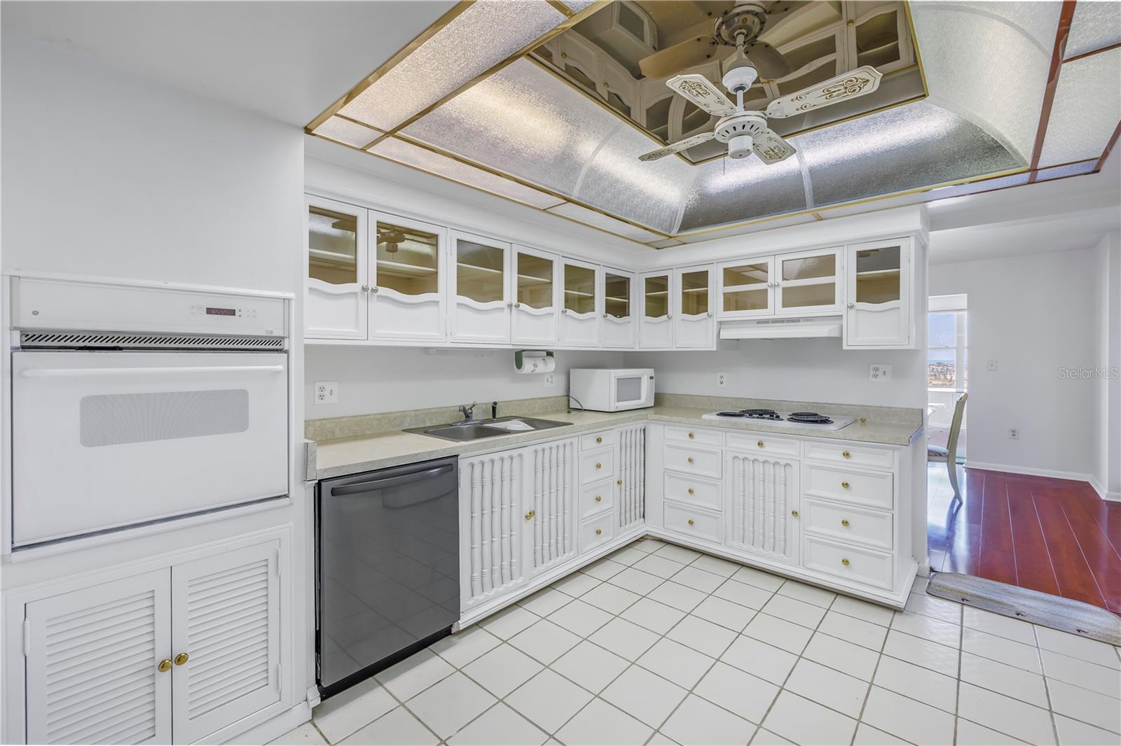 5200 BRITTANY DR S #1710, ST PETERSBURG, FL, 33715