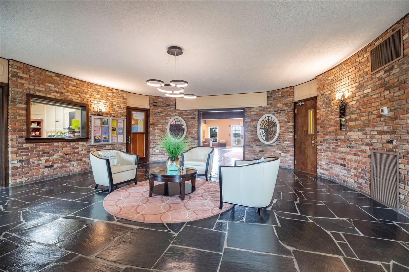 5200 BRITTANY DR S #1710, ST PETERSBURG, FL, 33715
