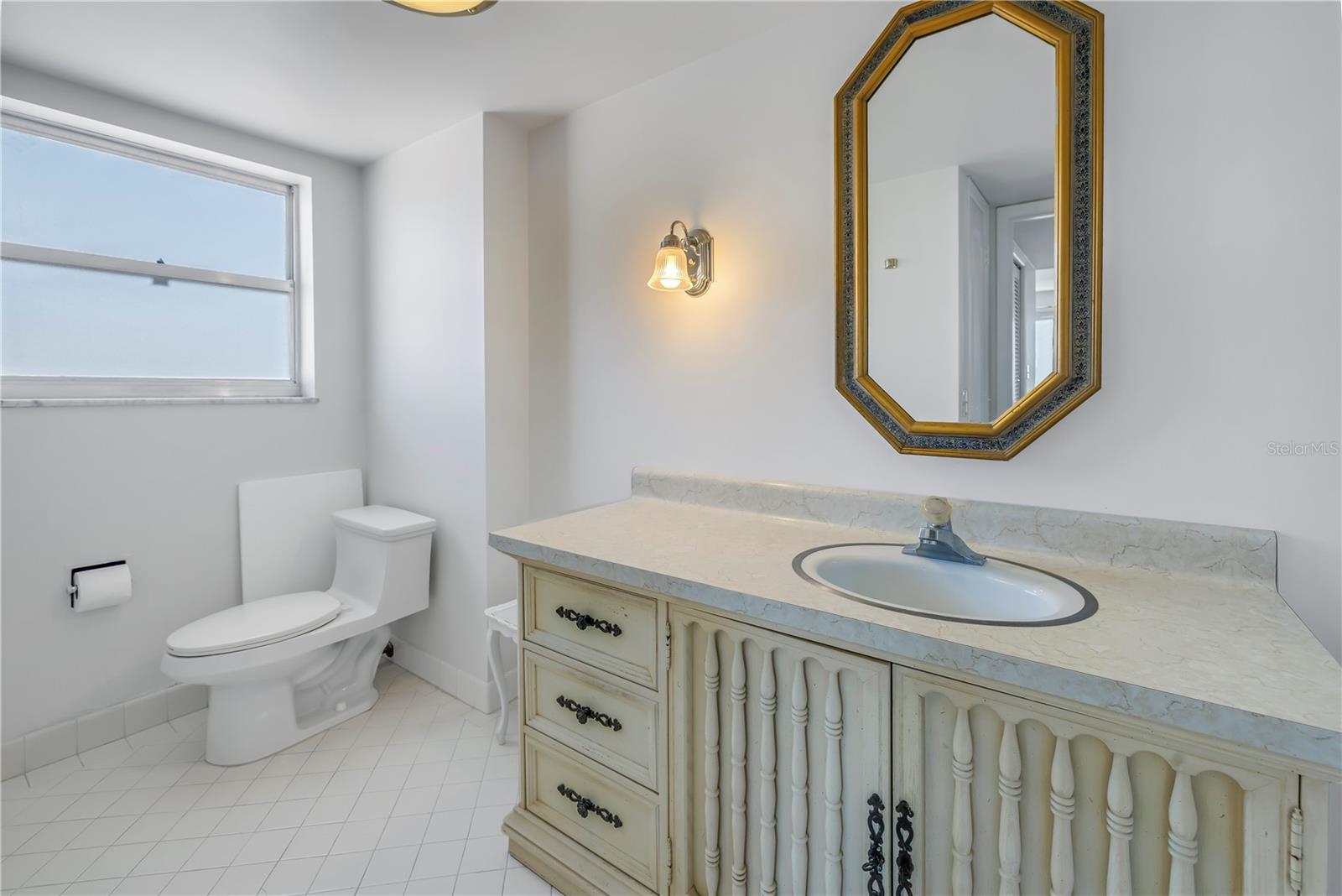5200 BRITTANY DR S #1710, ST PETERSBURG, FL, 33715