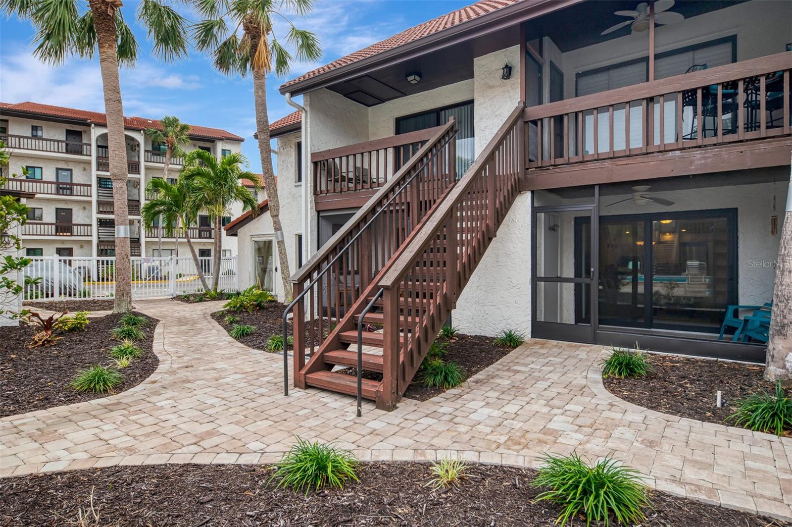 1618 STICKNEY POINT RD #101, SARASOTA, FL, 34231