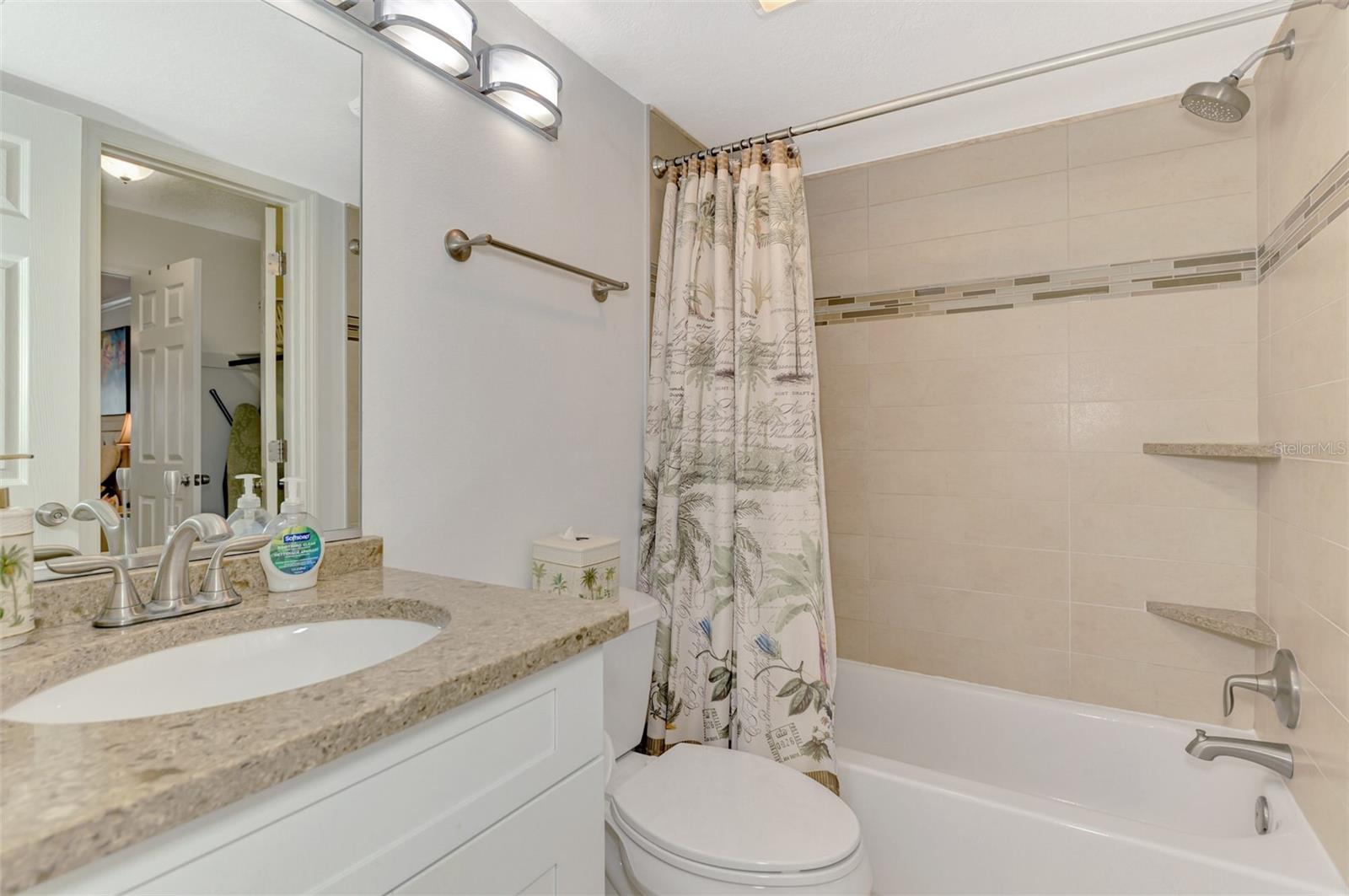 1618 STICKNEY POINT RD #101, SARASOTA, FL, 34231