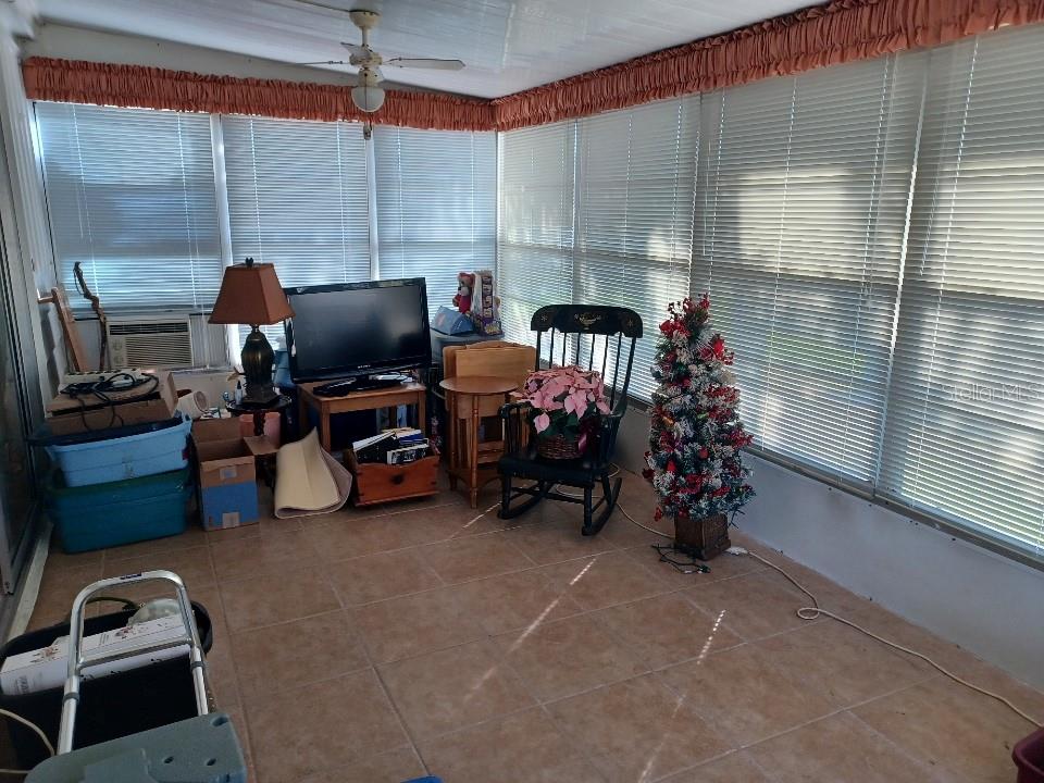 200 WATERFRONT DR, LEESBURG, FL, 34748