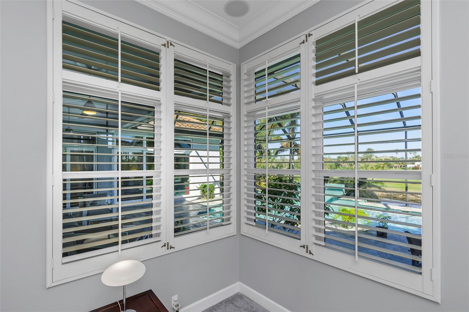 6305 PASADENA POINT BLVD, GULFPORT, FL, 33707