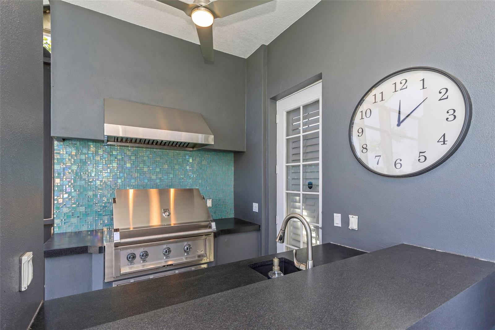 6305 PASADENA POINT BLVD, GULFPORT, FL, 33707