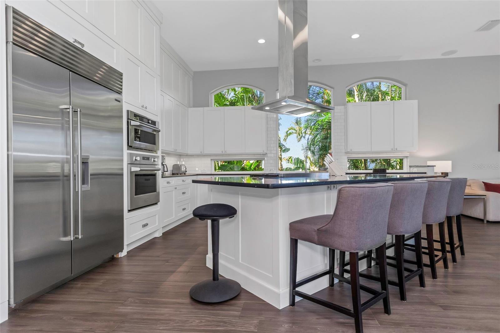 6305 PASADENA POINT BLVD, GULFPORT, FL, 33707