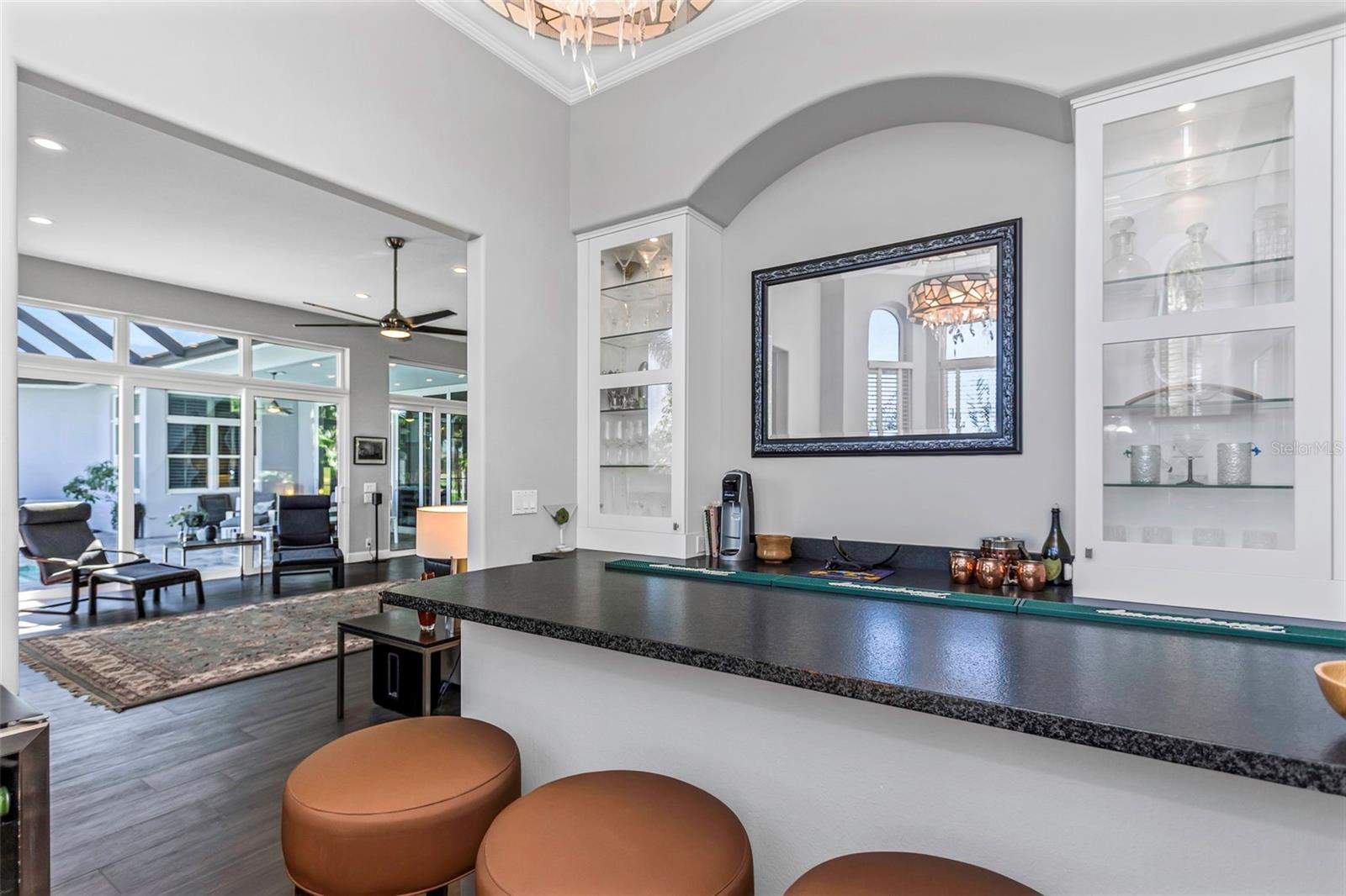 6305 PASADENA POINT BLVD, GULFPORT, FL, 33707