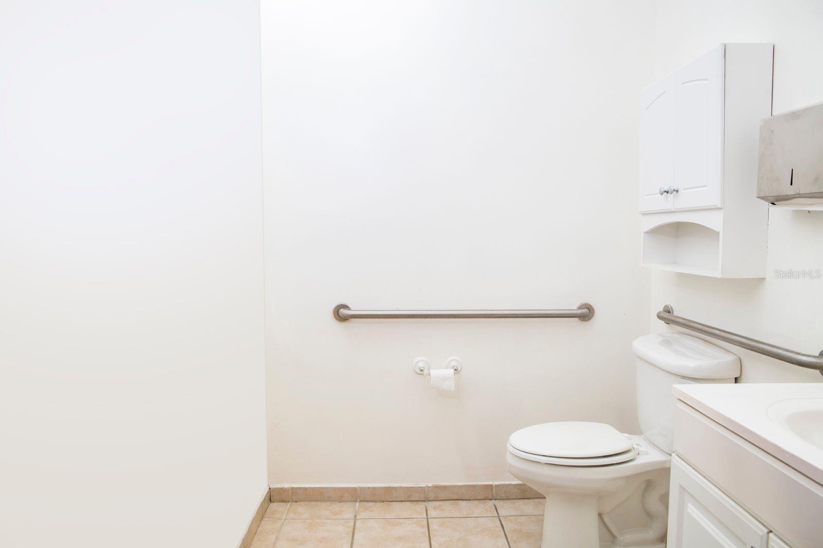 7901 KINGSPOINTE PKWY #30, ORLANDO, FL, 32819