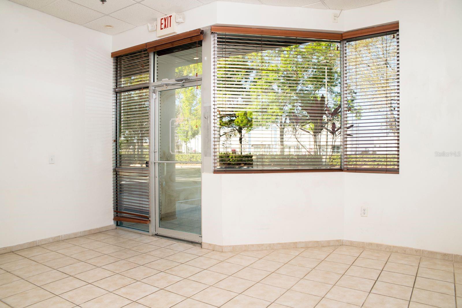 7901 KINGSPOINTE PKWY #30, ORLANDO, FL, 32819