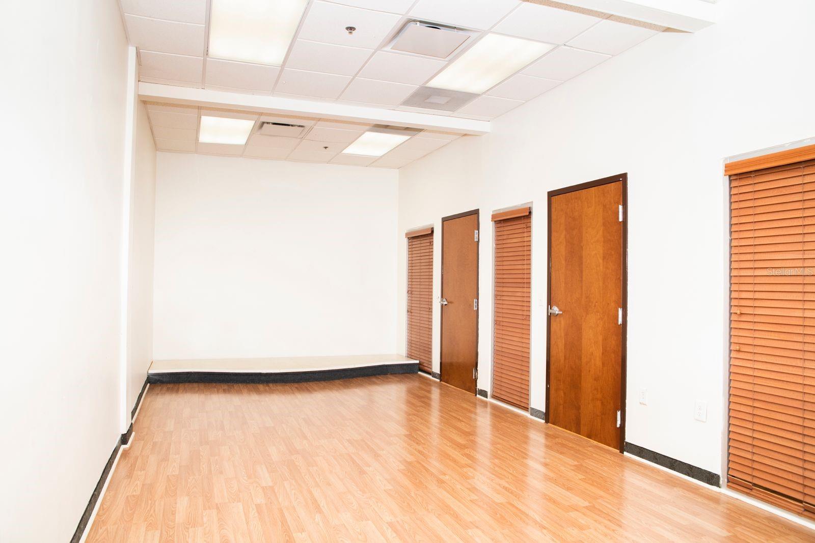 7901 KINGSPOINTE PKWY #30, ORLANDO, FL, 32819