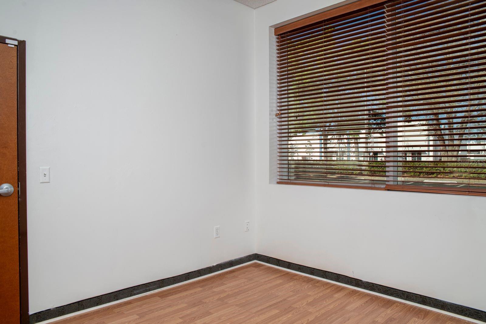 7901 KINGSPOINTE PKWY #30, ORLANDO, FL, 32819