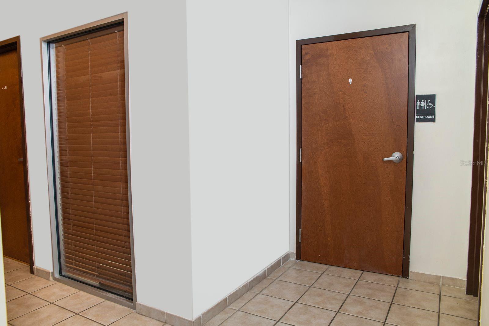 7901 KINGSPOINTE PKWY #30, ORLANDO, FL, 32819
