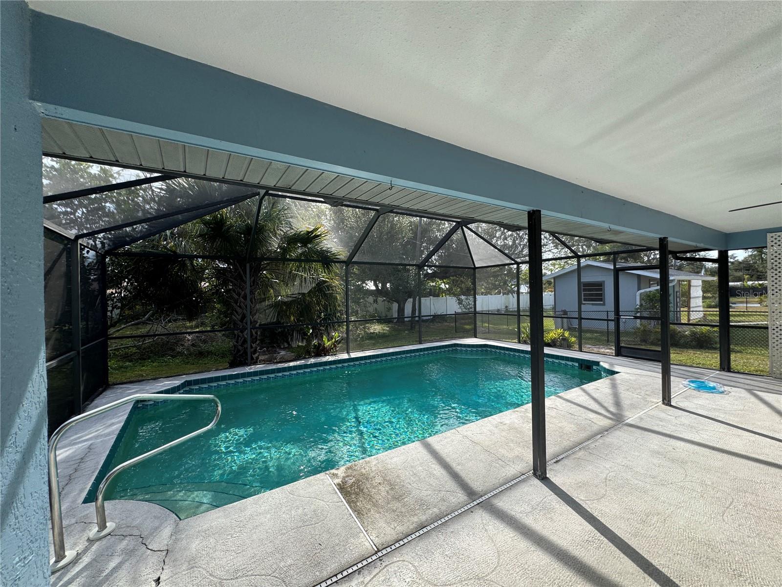 825 DOLPHIN AVE NW, PORT CHARLOTTE, FL, 33948