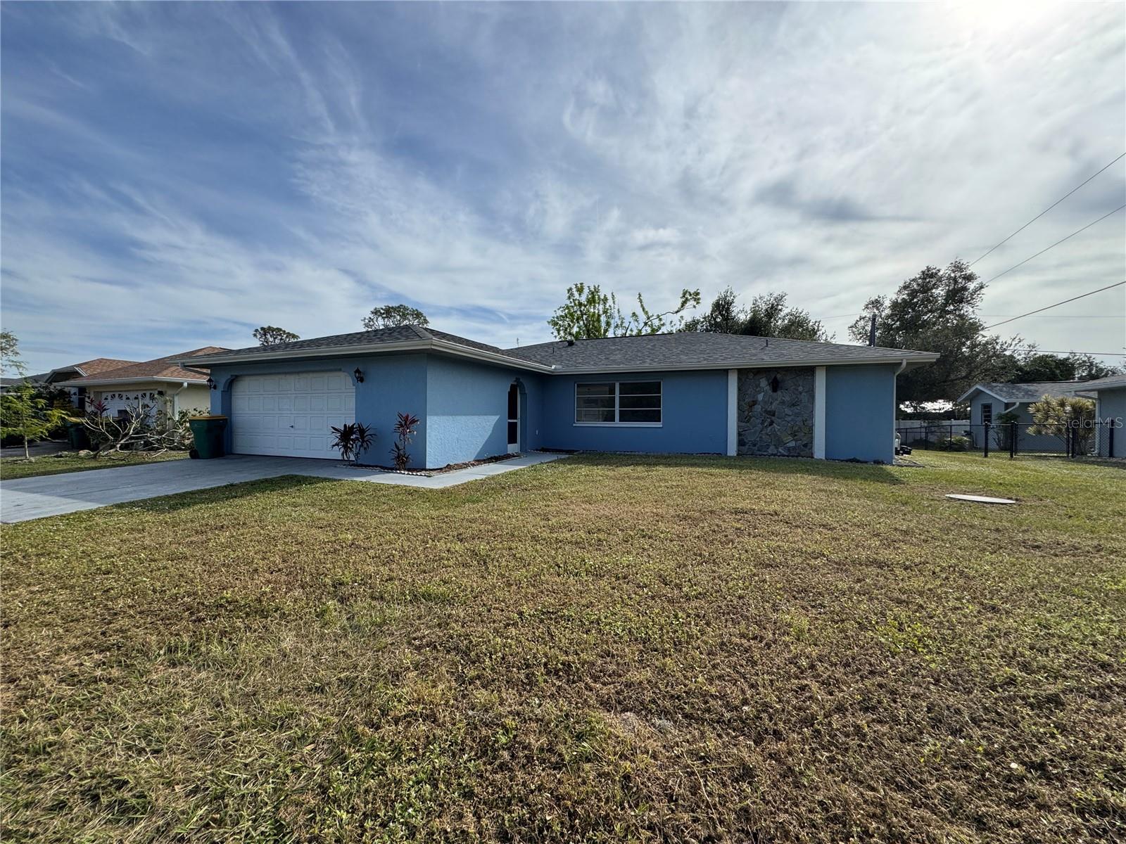 825 DOLPHIN AVE NW, PORT CHARLOTTE, FL, 33948