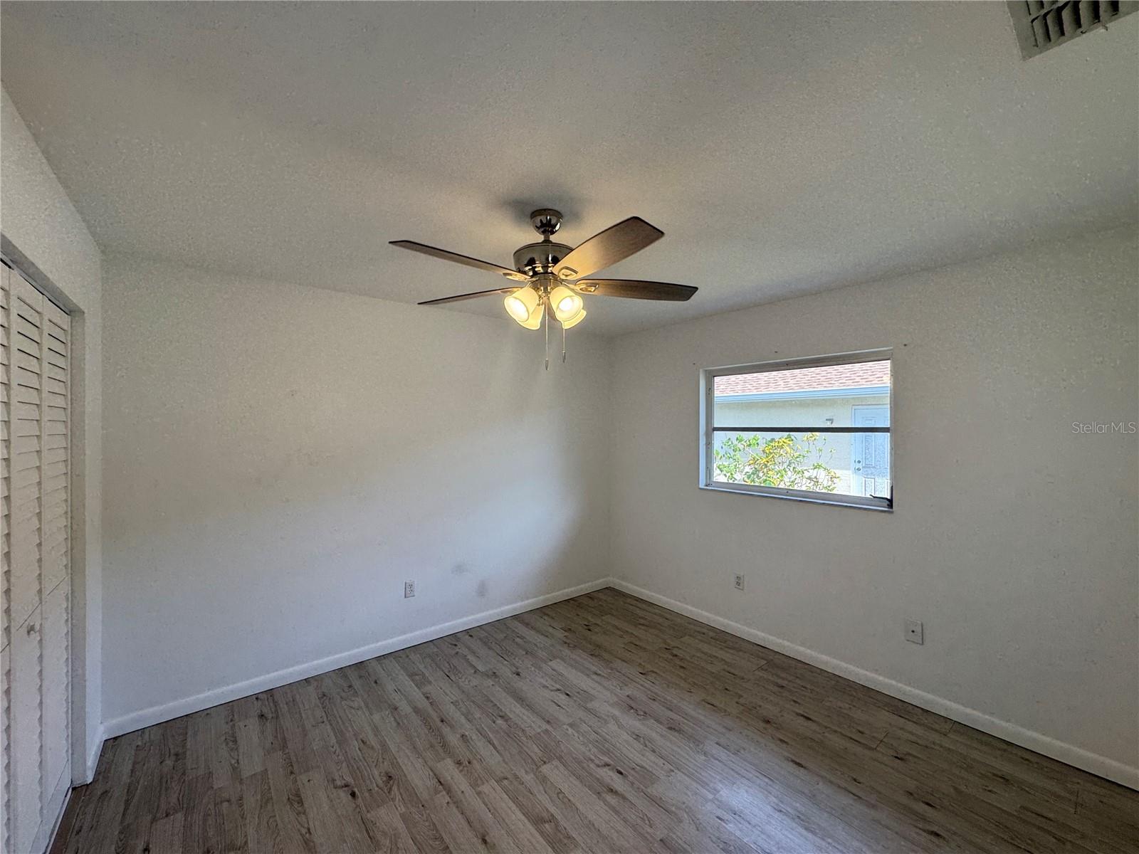 825 DOLPHIN AVE NW, PORT CHARLOTTE, FL, 33948