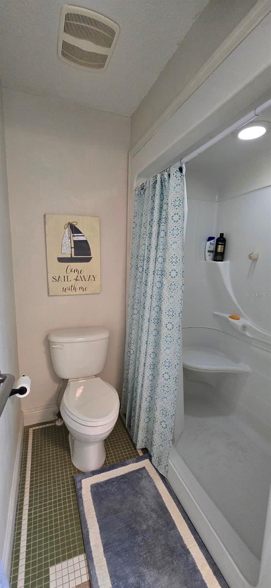 5748 MASSACHUSETTS AVE, NEW PORT RICHEY, FL, 34652