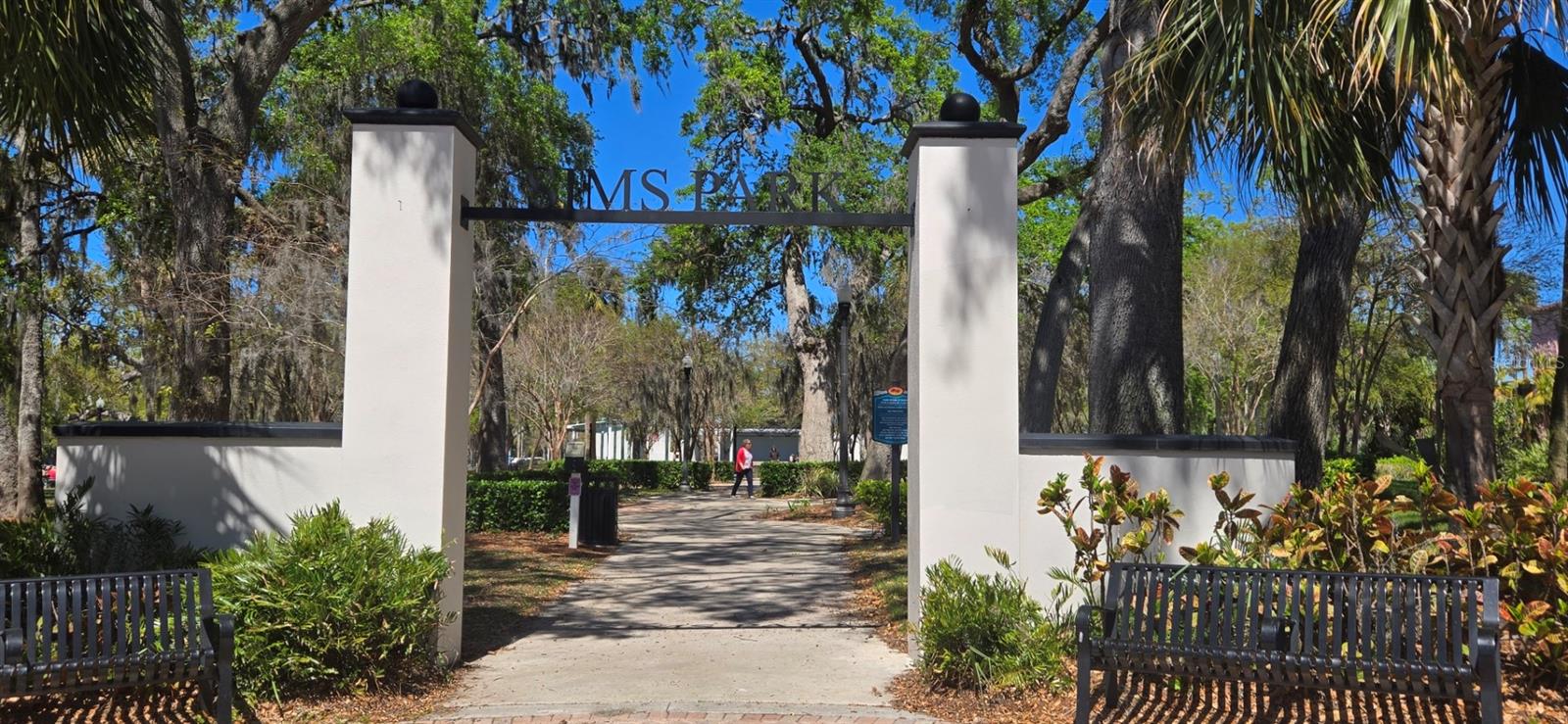 5748 MASSACHUSETTS AVE, NEW PORT RICHEY, FL, 34652