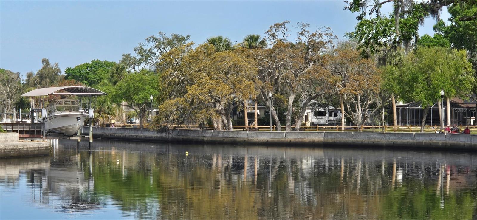 5748 MASSACHUSETTS AVE, NEW PORT RICHEY, FL, 34652