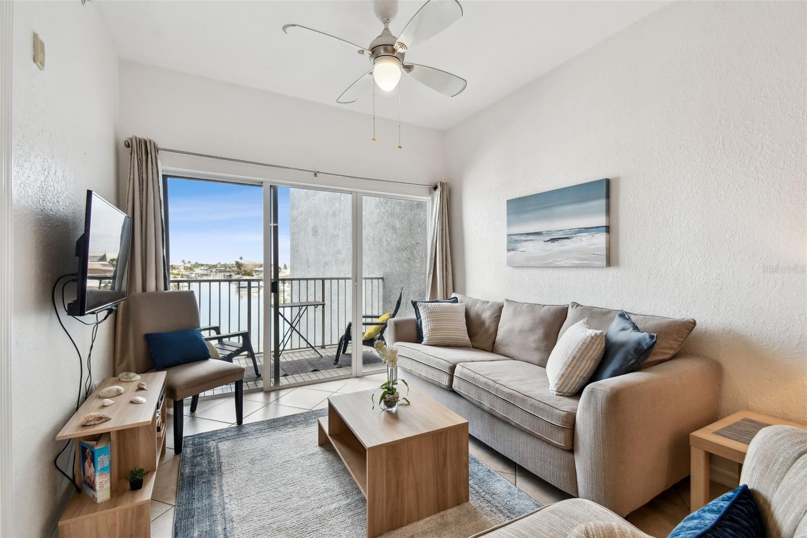 13999 GULF BLVD #302, MADEIRA BEACH, FL, 33708
