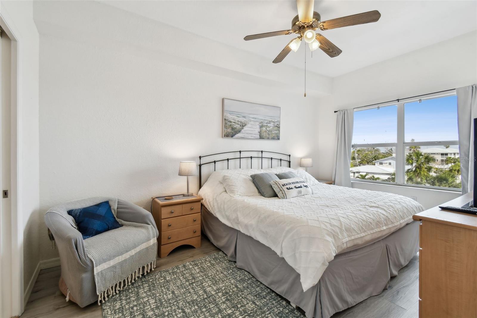 13999 GULF BLVD #302, MADEIRA BEACH, FL, 33708