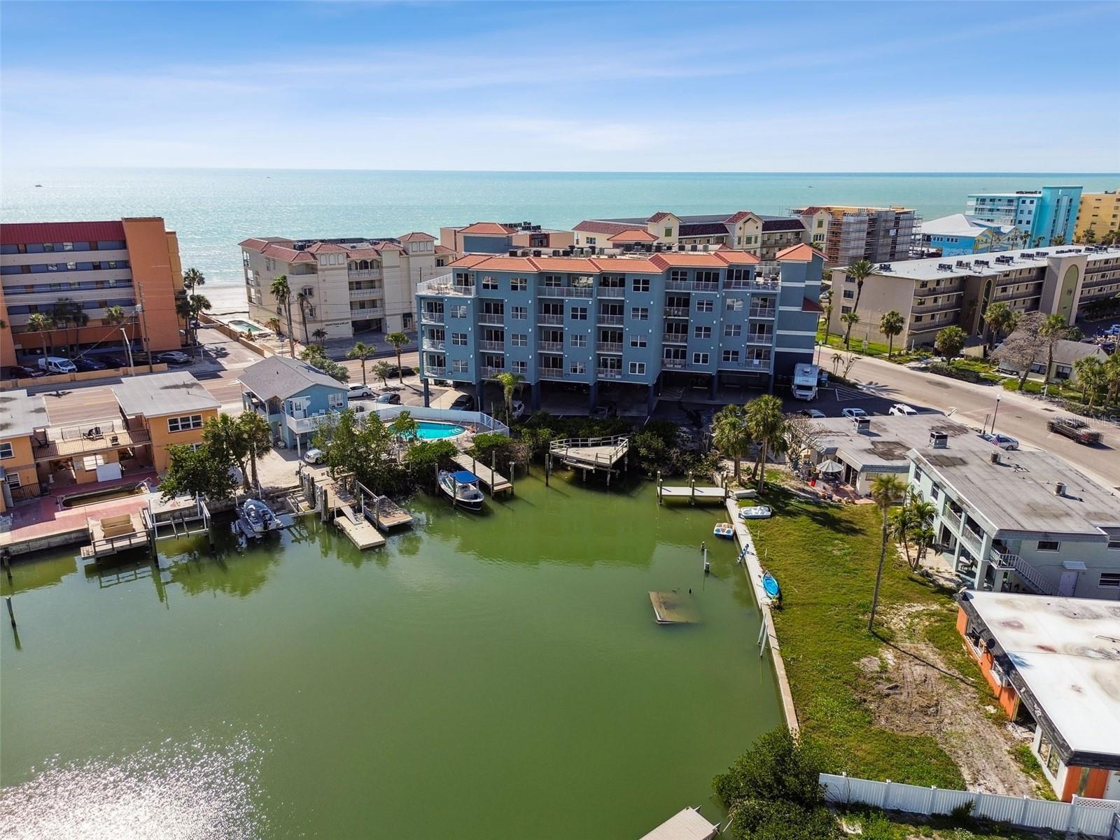 13999 GULF BLVD #302, MADEIRA BEACH, FL, 33708
