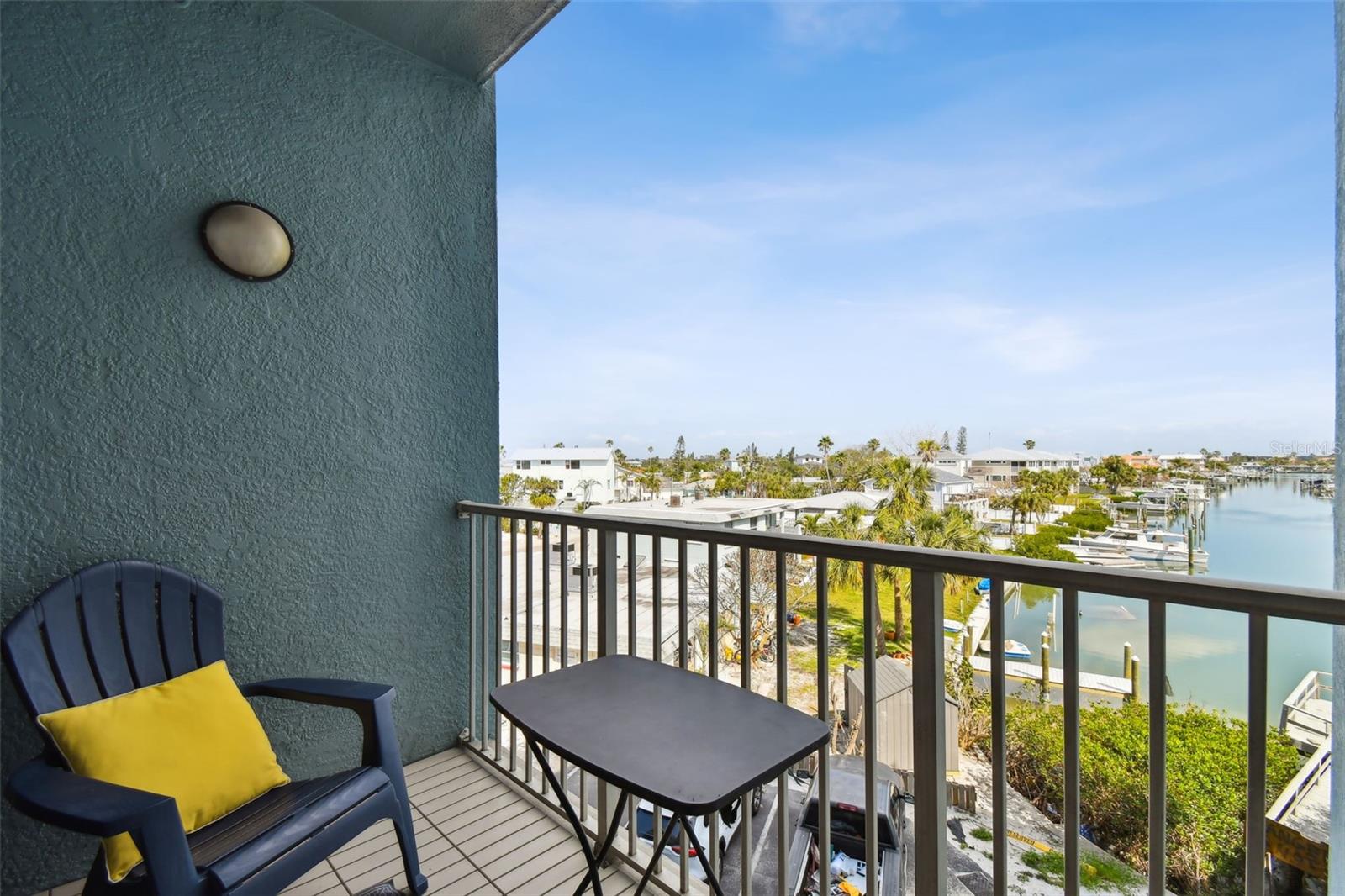 13999 GULF BLVD #302, MADEIRA BEACH, FL, 33708