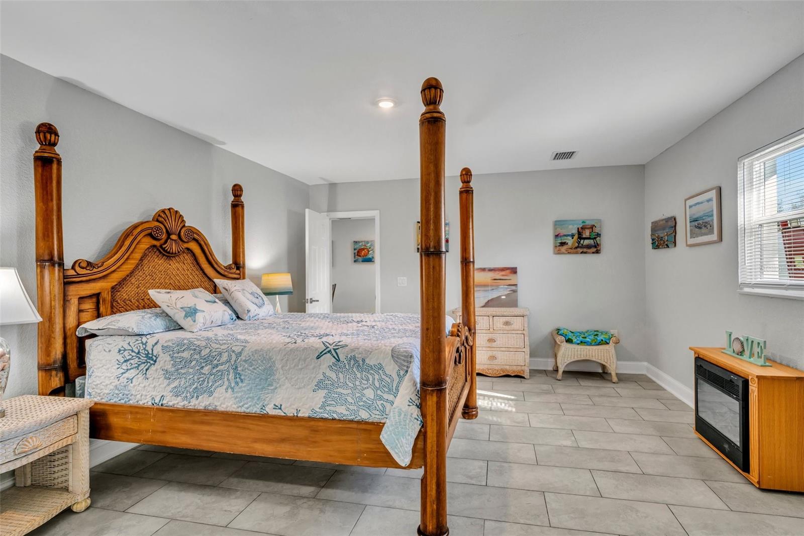 541 RIDGECREST DR, PUNTA GORDA, FL, 33982