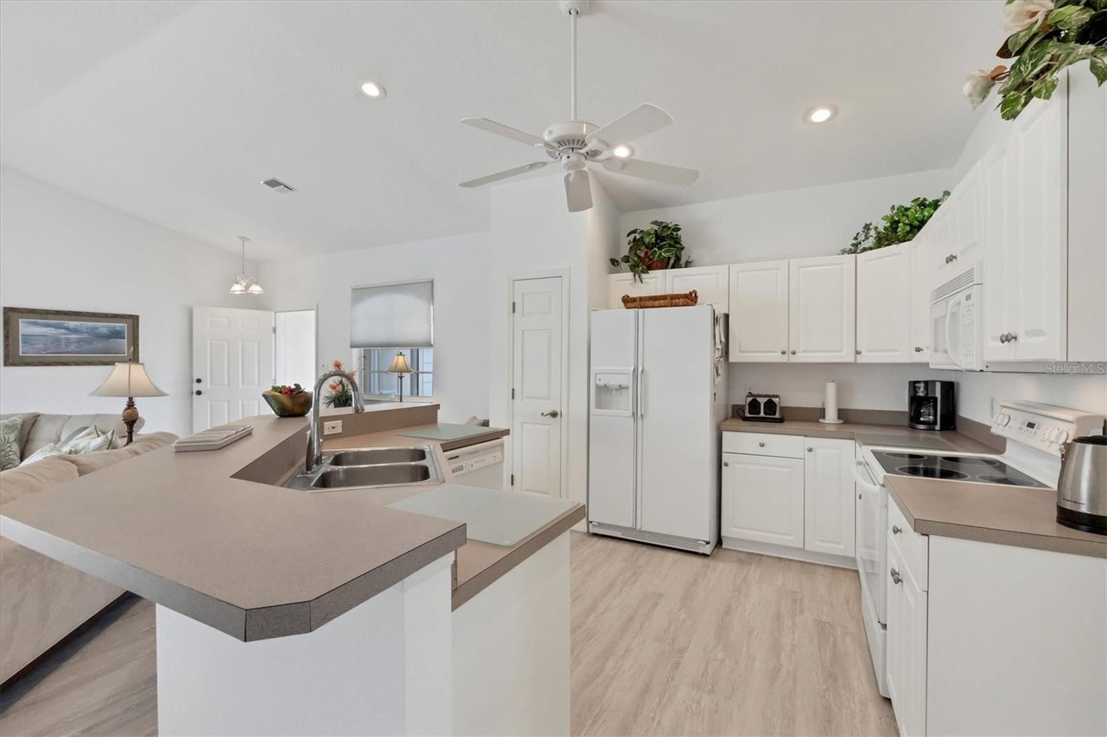 9089 BANTRY BAY BLVD, ENGLEWOOD, FL, 34224