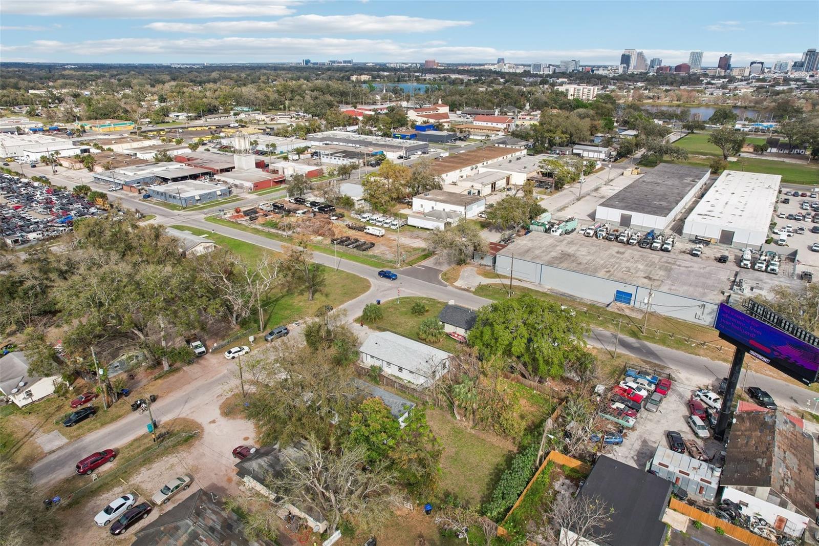 2206 W PINE ST, ORLANDO, FL, 32805