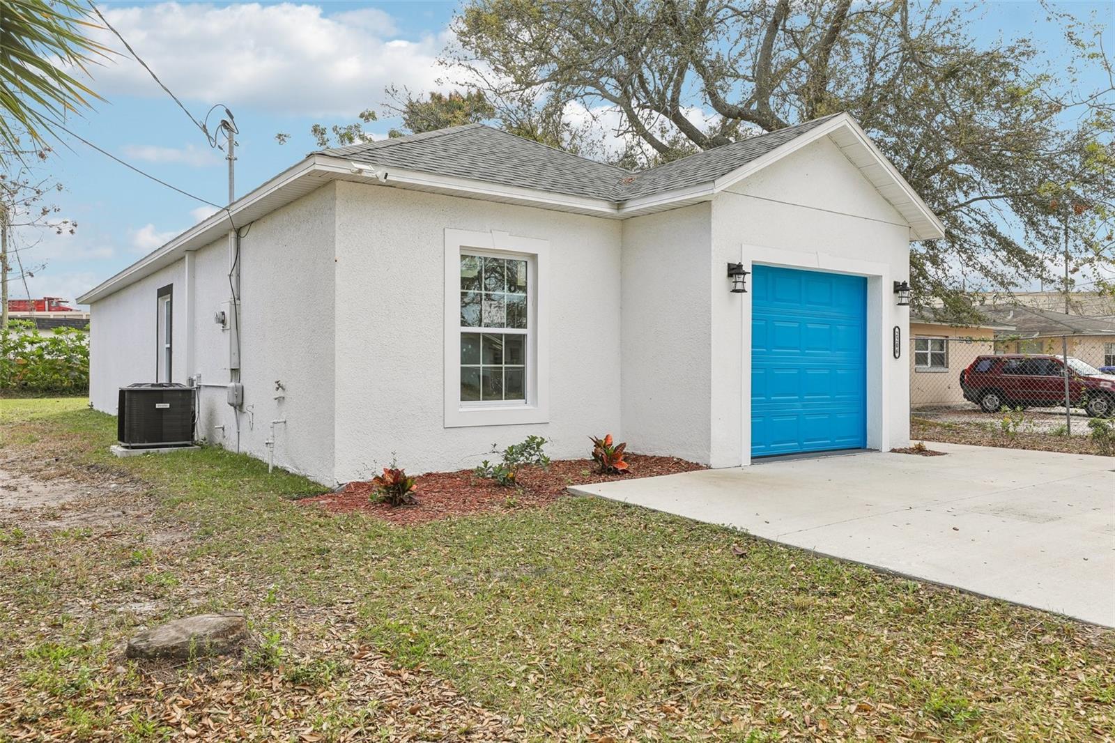 2206 W PINE ST, ORLANDO, FL, 32805
