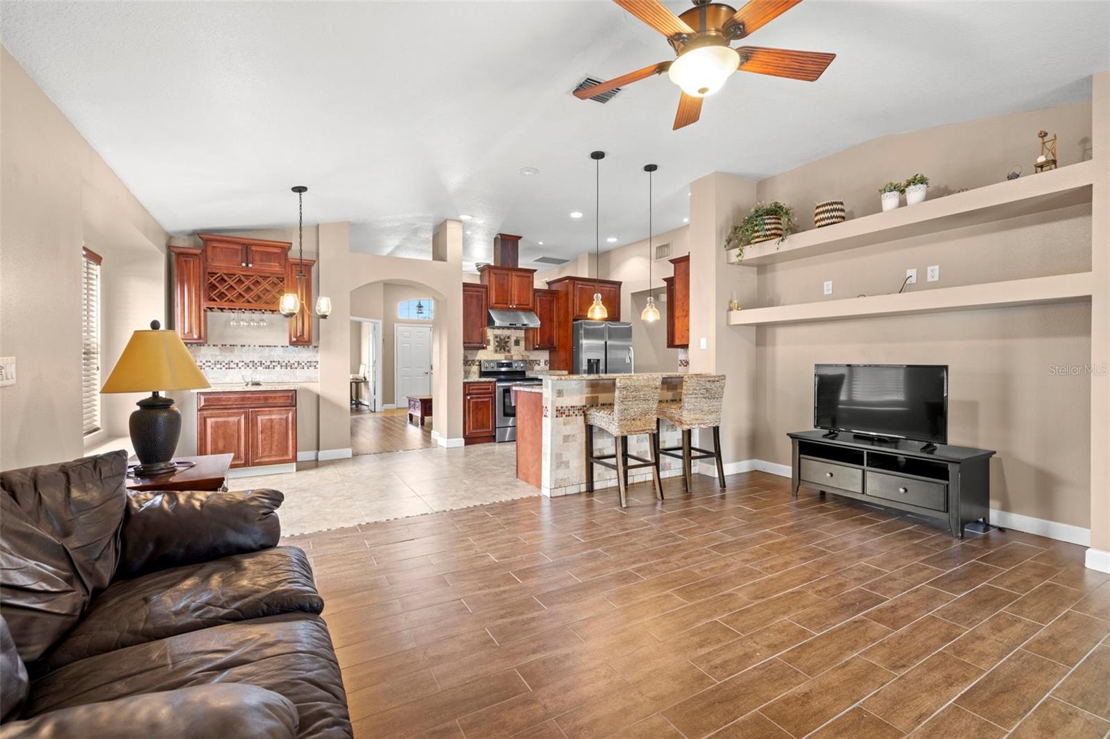 10454 CRESTFIELD DR, RIVERVIEW, FL, 33569