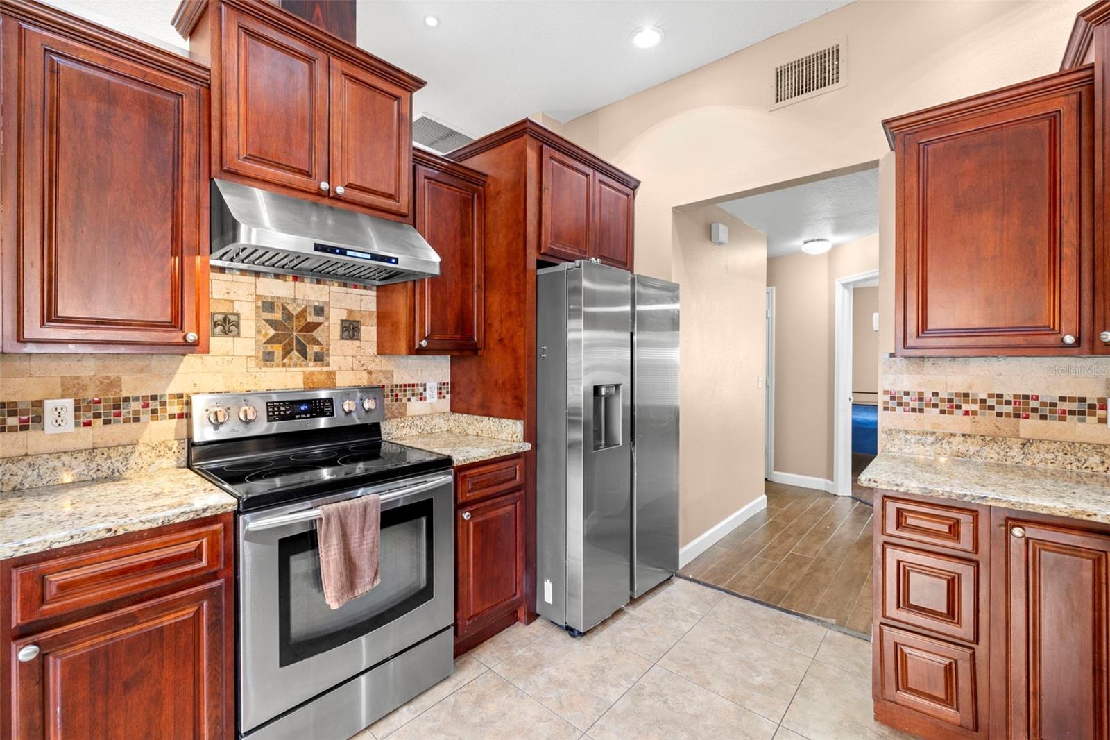 10454 CRESTFIELD DR, RIVERVIEW, FL, 33569