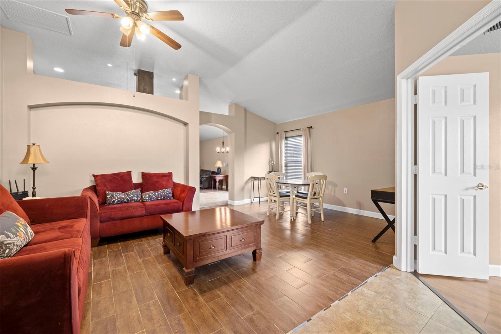 10454 CRESTFIELD DR, RIVERVIEW, FL, 33569