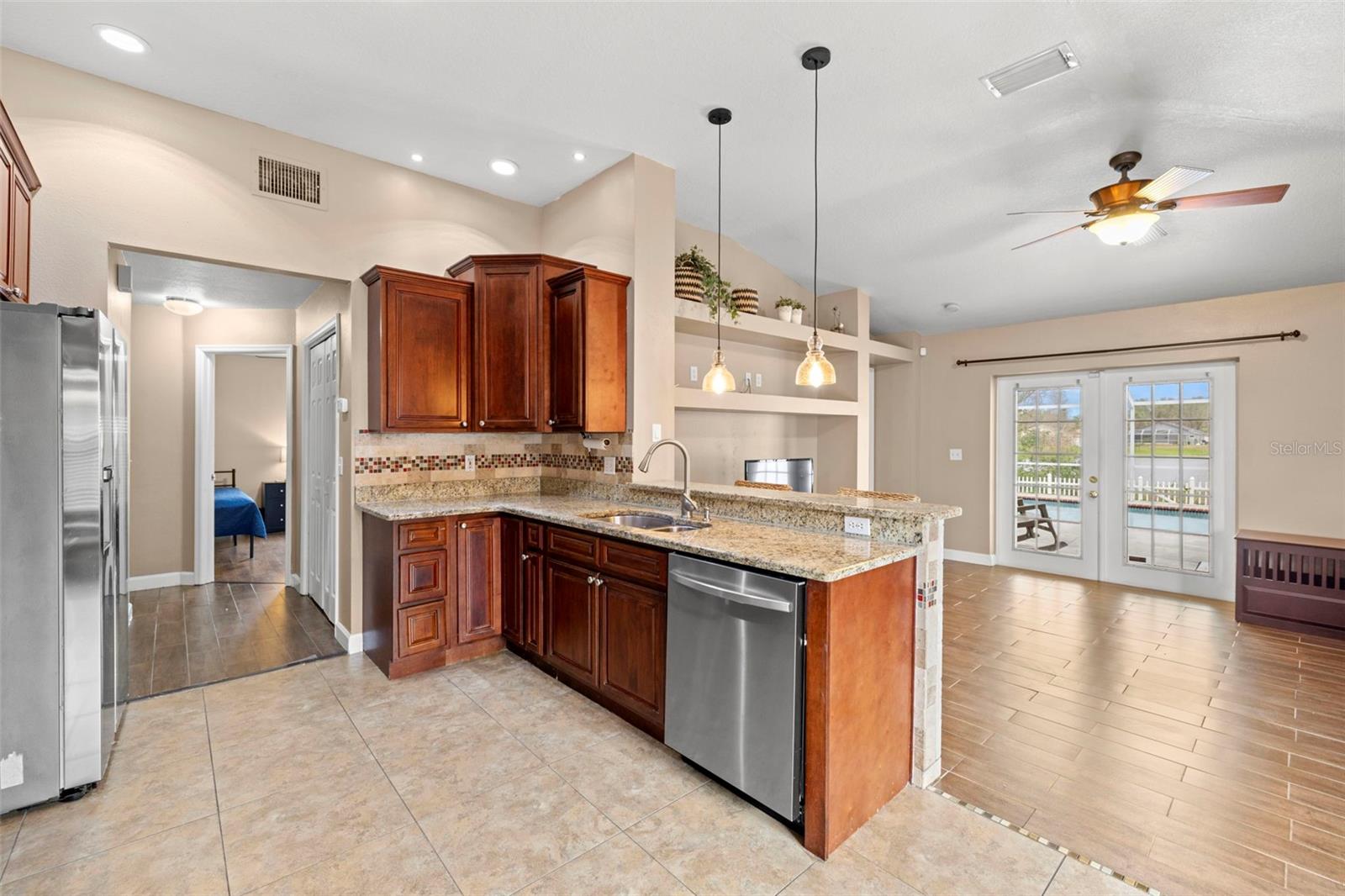 10454 CRESTFIELD DR, RIVERVIEW, FL, 33569