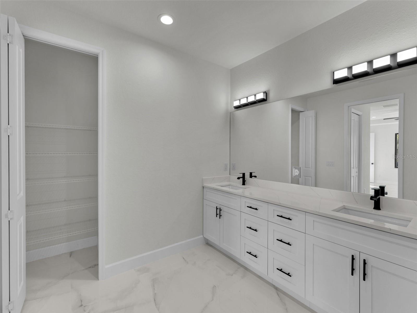 14207 FORT WORTH CIR, PORT CHARLOTTE, FL, 33981