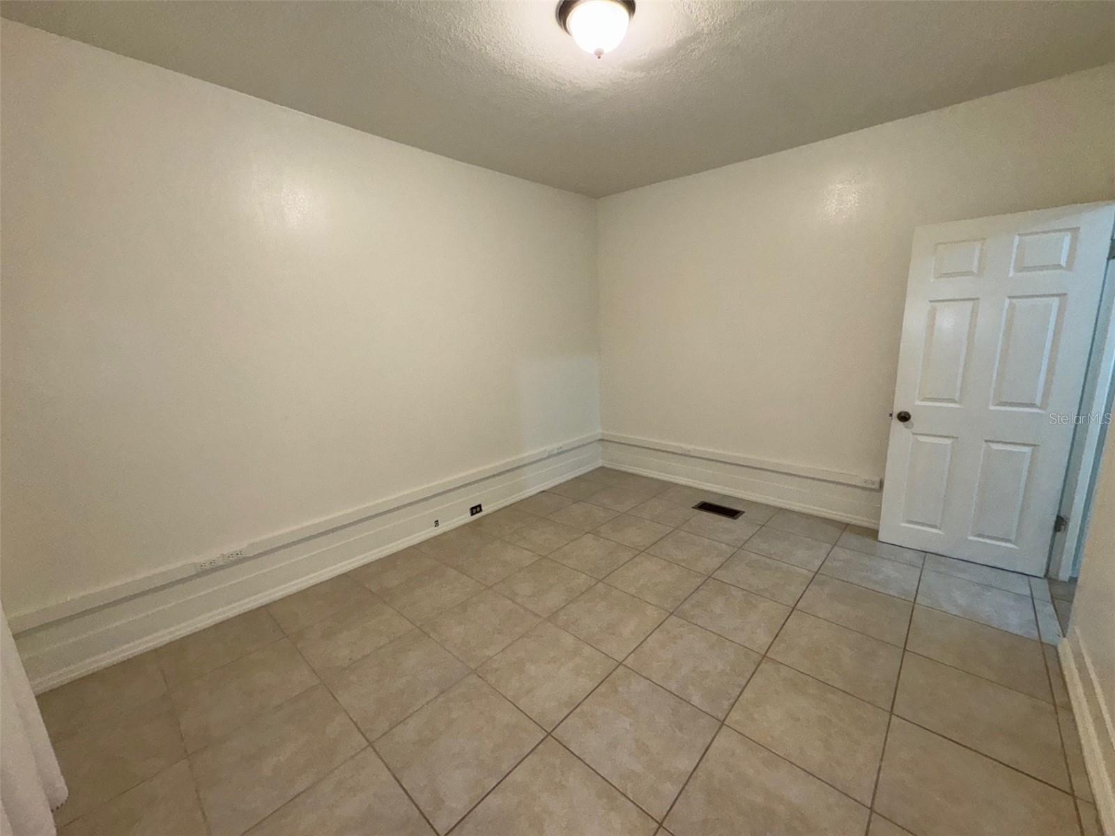 204 EDGEWOOD AVE, CRESCENT CITY, FL, 32112