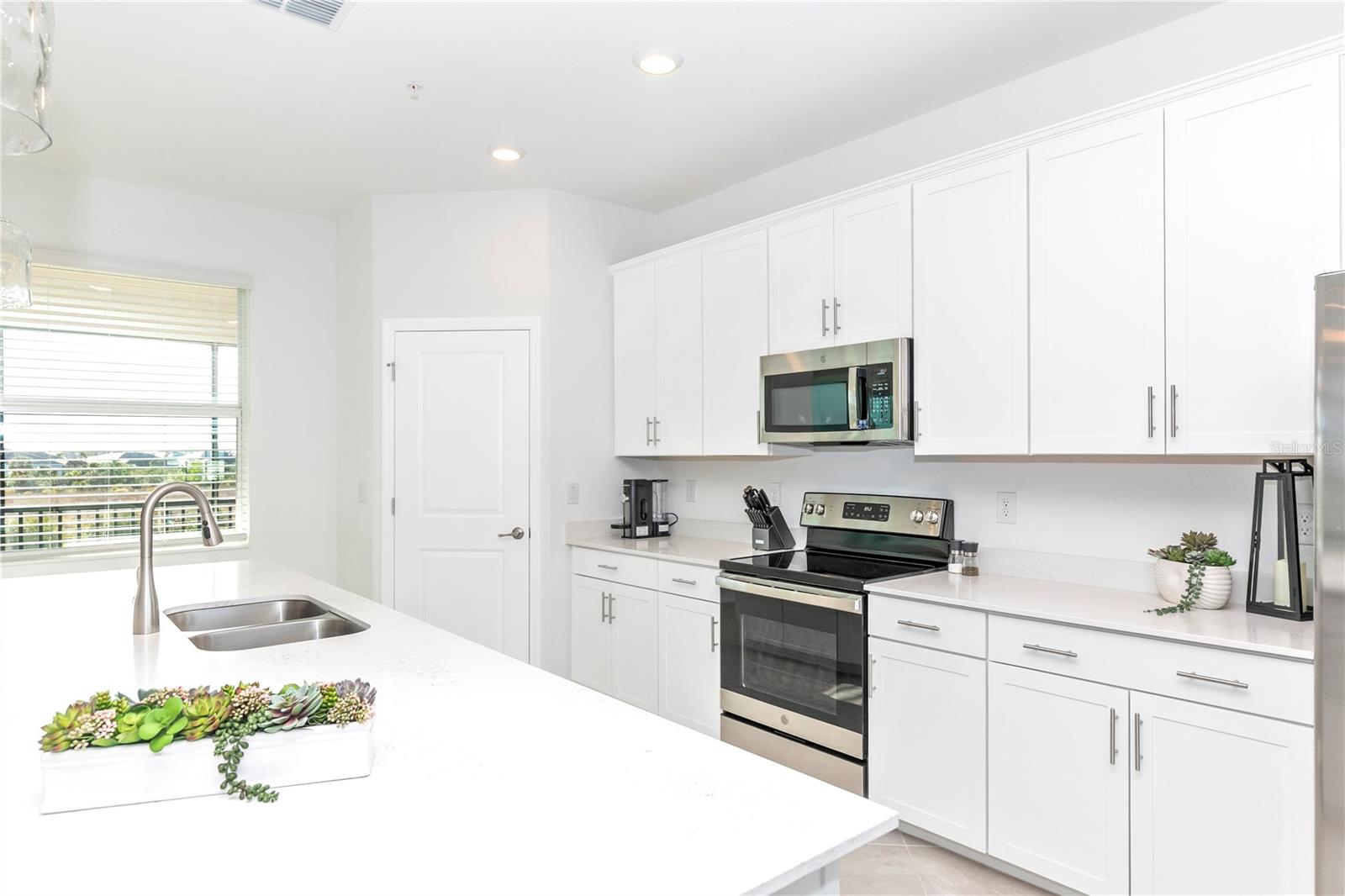 17560 BORACAY CT #202, VENICE, FL, 34293