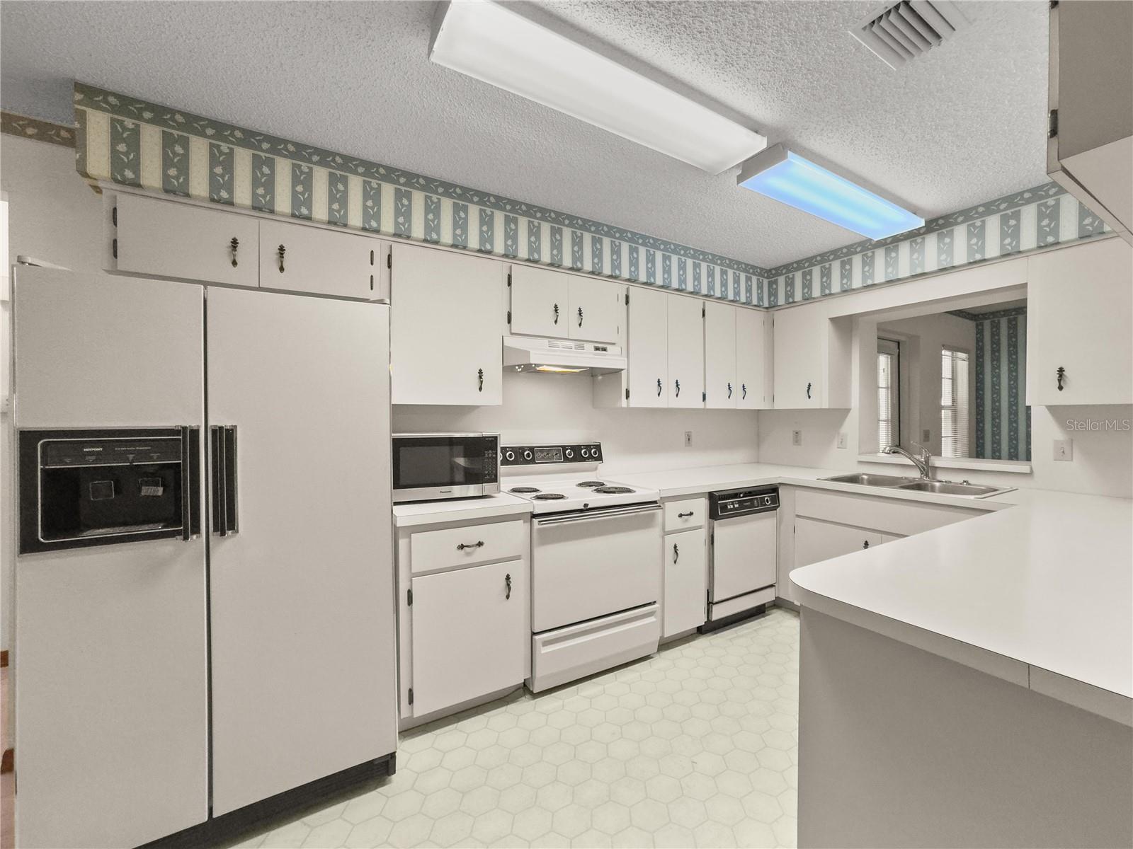 8519 SW 91ST ST #F, OCALA, FL, 34481