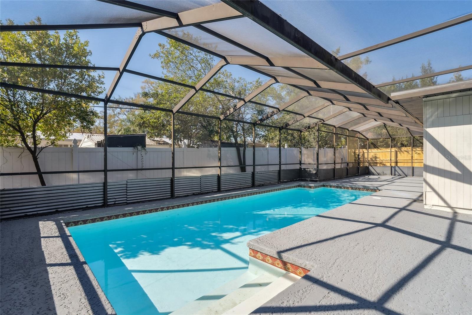 205 MISSION HILLS AVE, TEMPLE TERRACE, FL, 33617