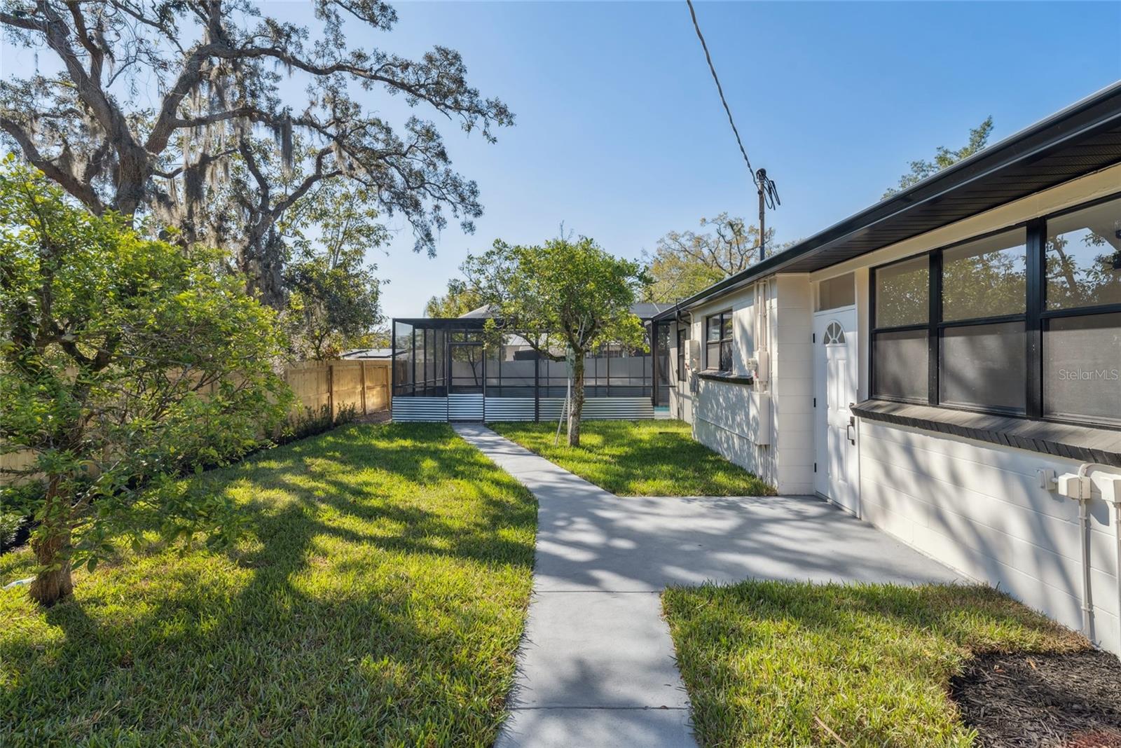 205 MISSION HILLS AVE, TEMPLE TERRACE, FL, 33617