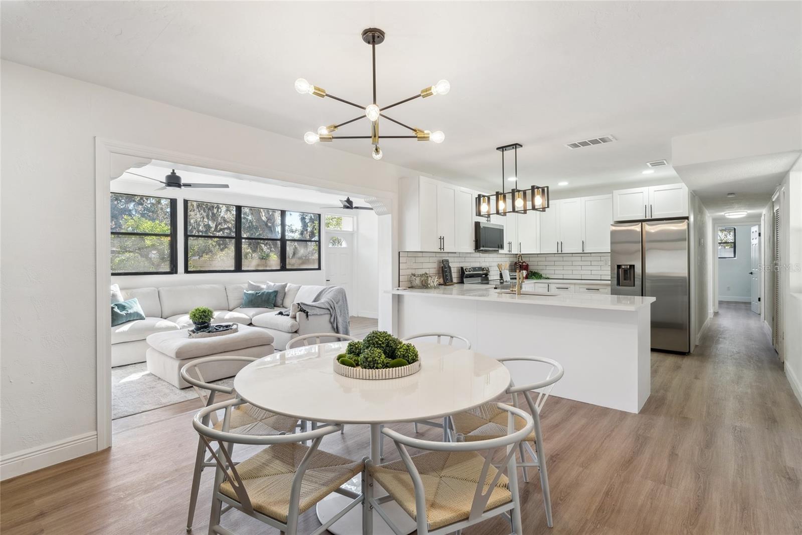 205 MISSION HILLS AVE, TEMPLE TERRACE, FL, 33617