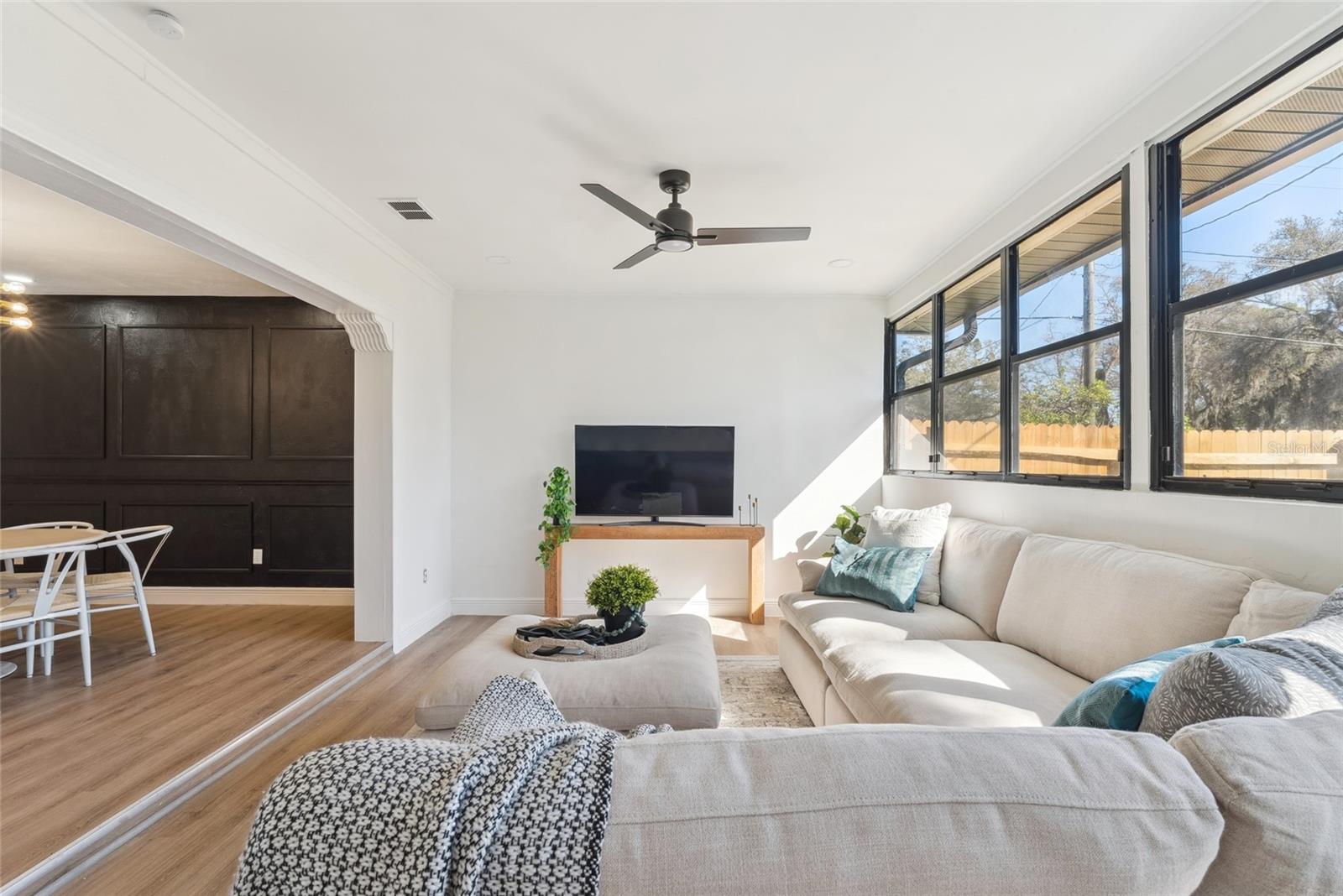 205 MISSION HILLS AVE, TEMPLE TERRACE, FL, 33617