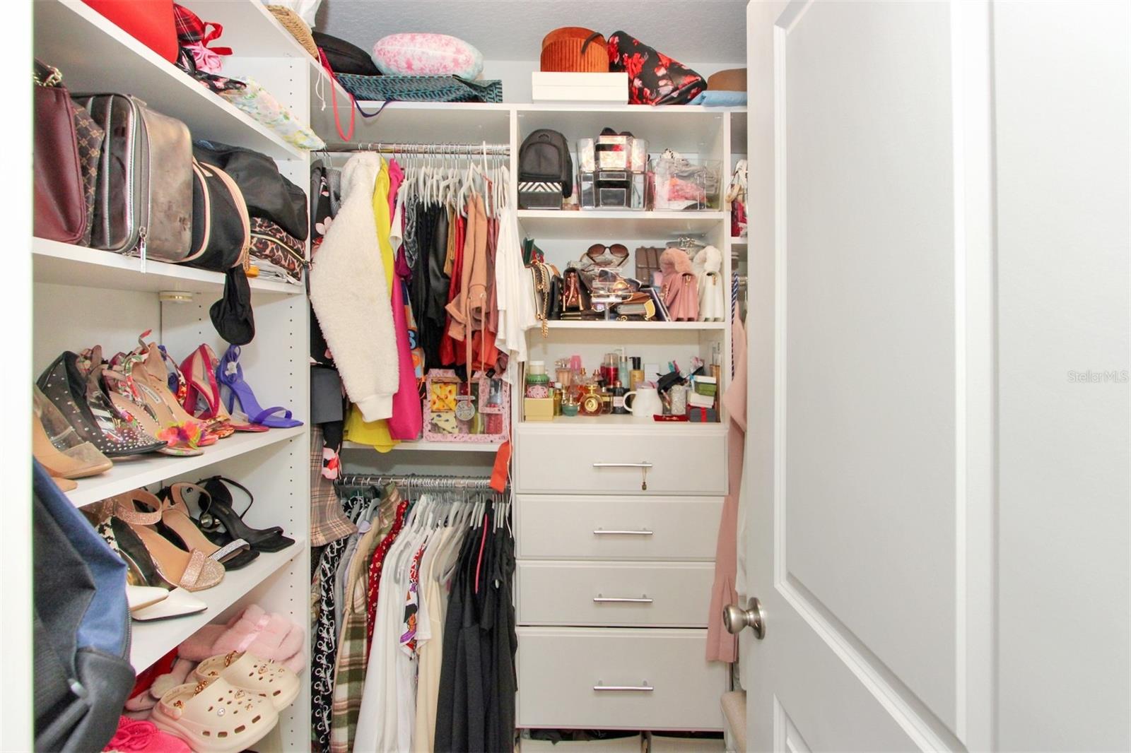 2220 GLADIOLUS LN, MASCOTTE, FL, 34753