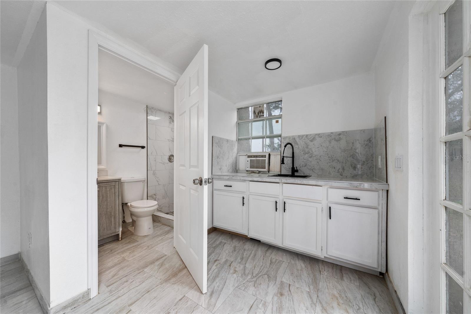 6531 HILL TOP RD, ORLANDO, FL, 32810