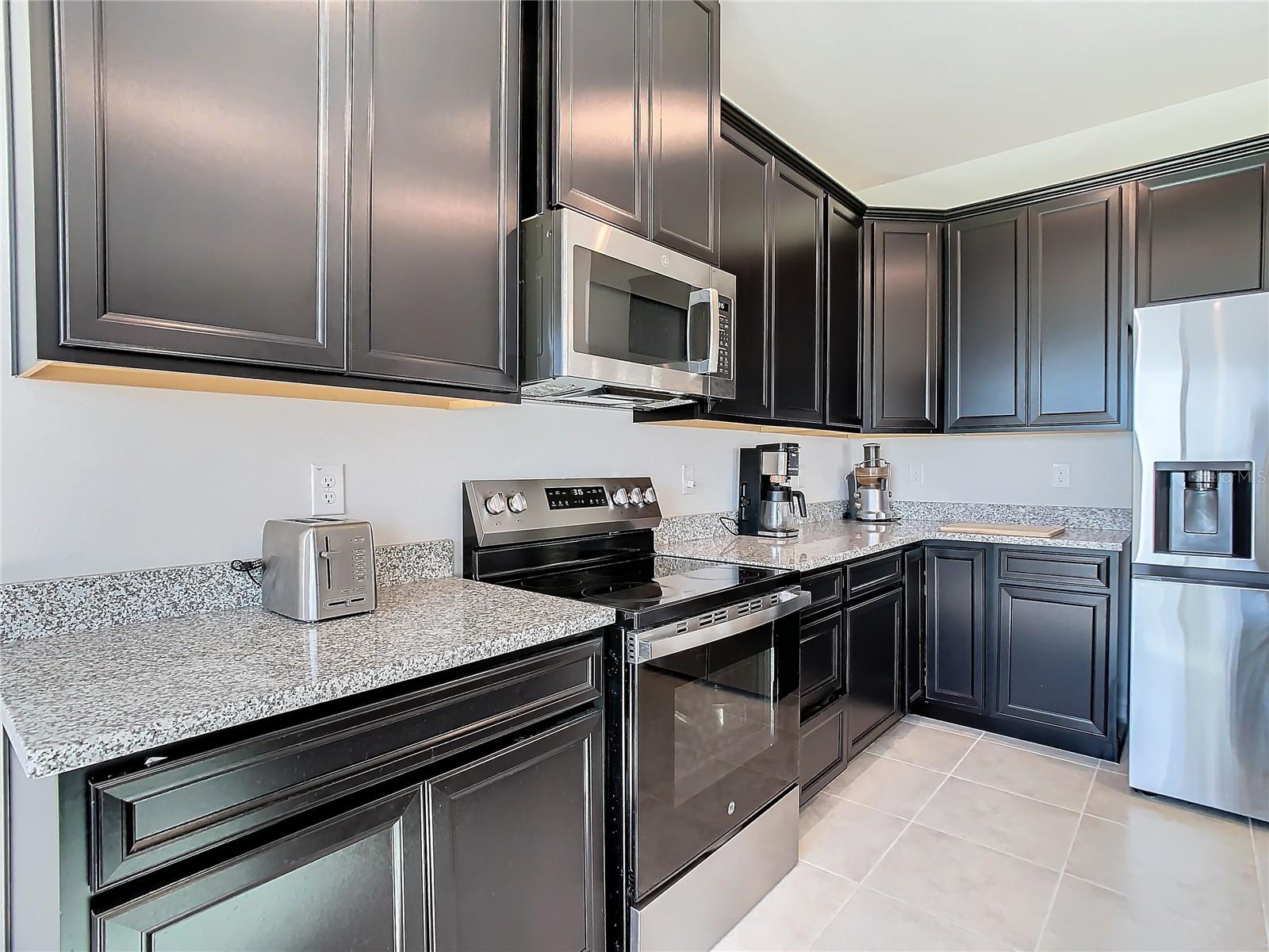 35524 QUARTZ LAKE DR, ZEPHYRHILLS, FL, 33541