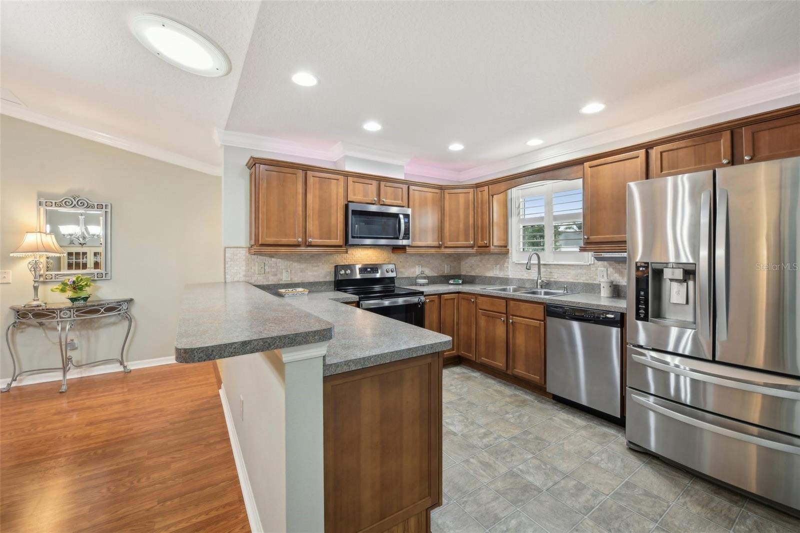 853 ABACO PATH, THE VILLAGES, FL, 32163