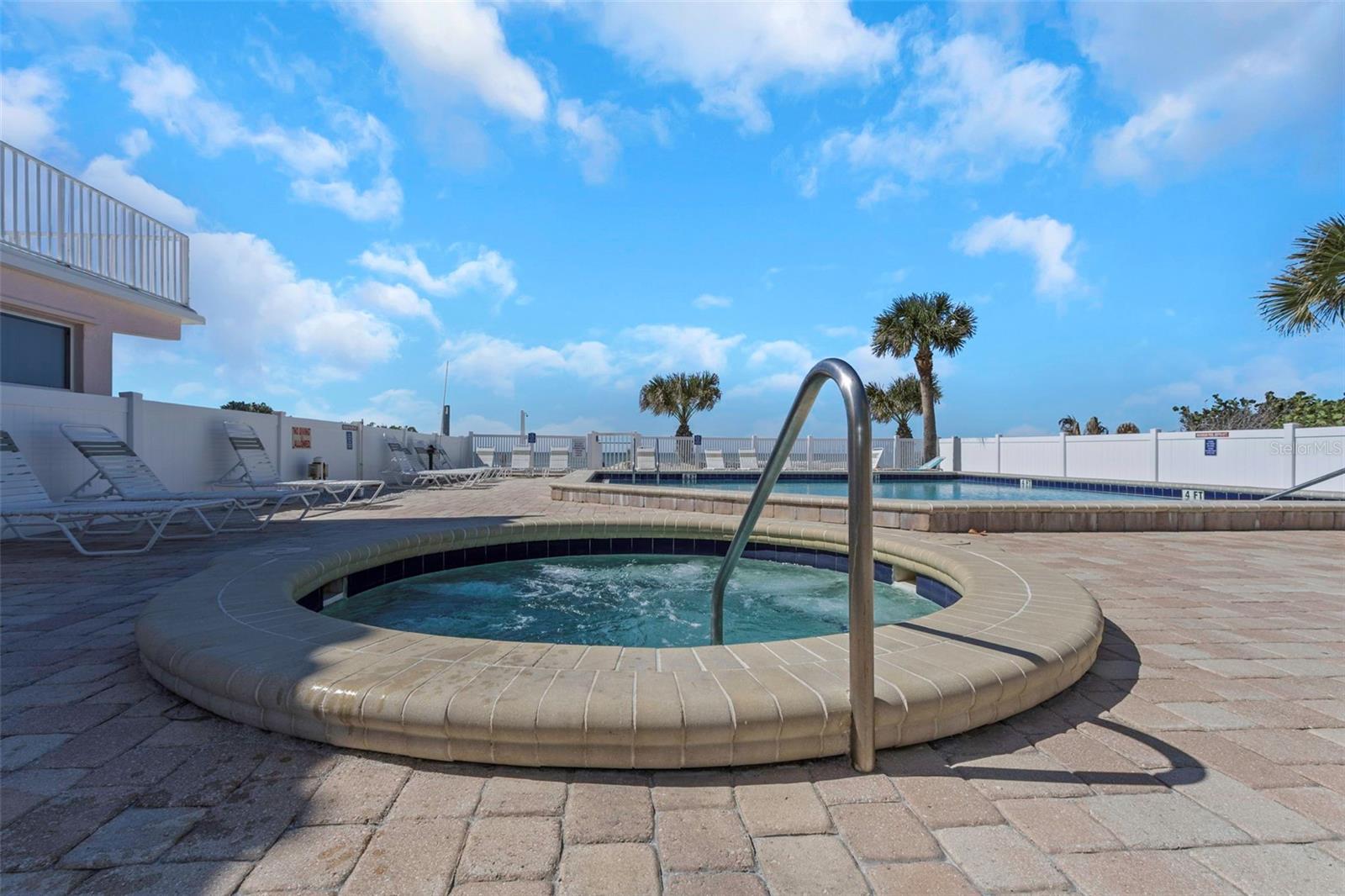 1300 GULF BLVD #202, INDIAN ROCKS BEACH, FL, 33785