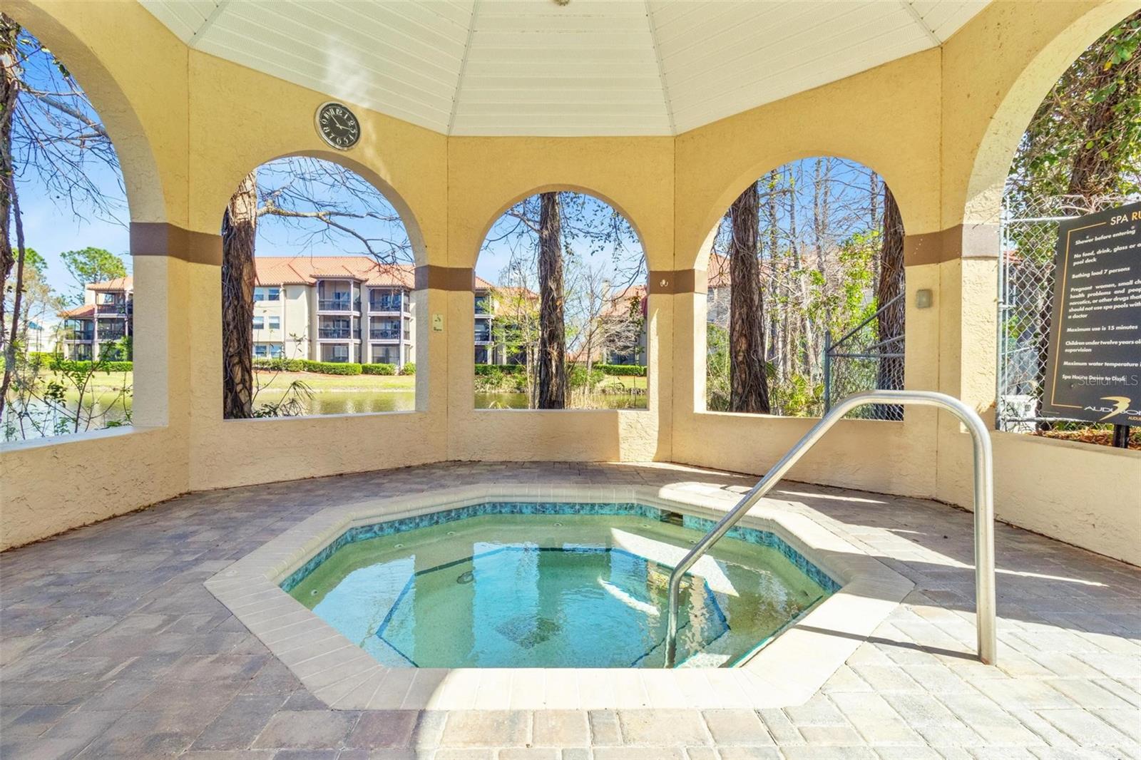 2400 FEATHER SOUND DR #214, CLEARWATER, FL, 33762
