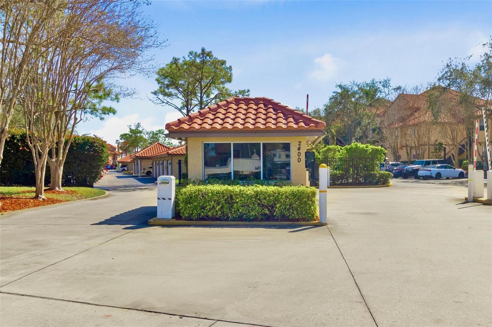 2400 FEATHER SOUND DR #214, CLEARWATER, FL, 33762