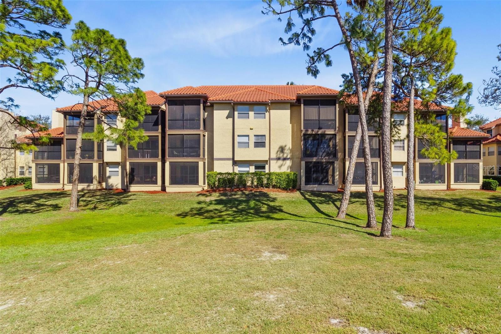 2400 FEATHER SOUND DR #214, CLEARWATER, FL, 33762