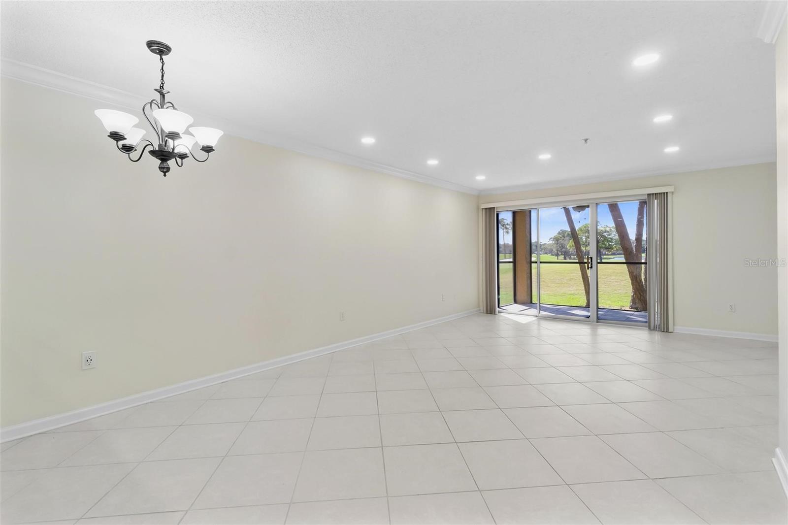2400 FEATHER SOUND DR #214, CLEARWATER, FL, 33762